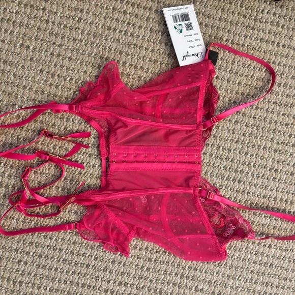 Elegant Red Lace Corset by Dreamgirl - Picture 2 of 3